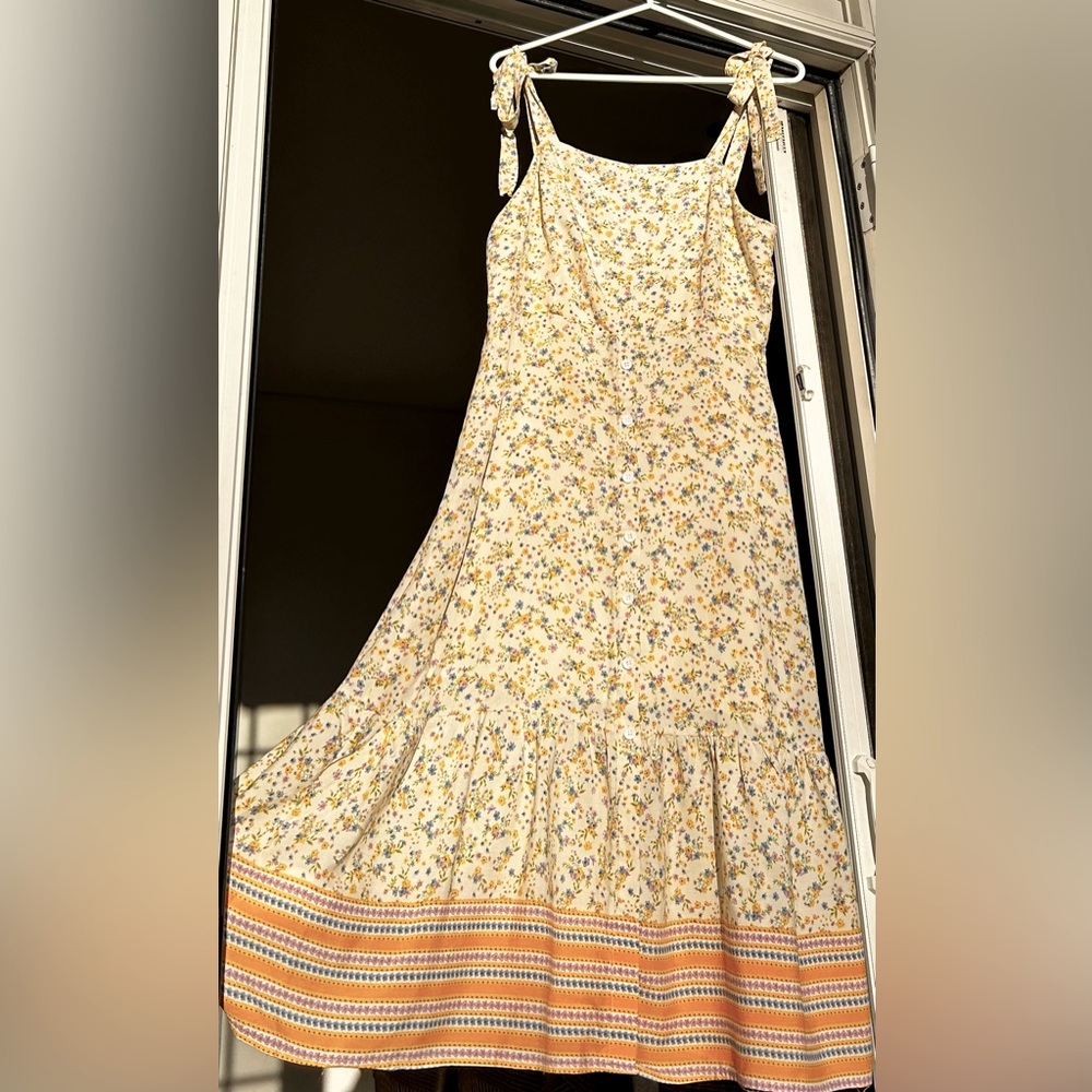 Lost+Wander rayon pale yellow floral sundress with shoulder ties & ruffle size S